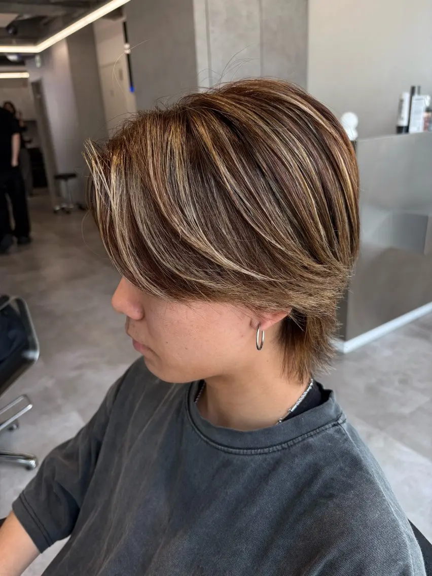 カラー ヘアアレンジ メンズ メンズブリーチ メンズハイライト ブリーチ ハイライトカラー ヘアカラー (メンズ特化)AKI /古本晃大のヘアスタイル