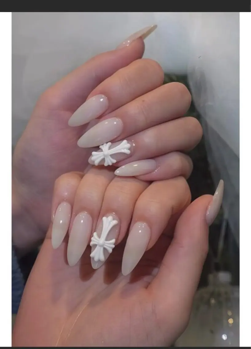 ネイル アートネイル チークネイル 長さ出し フレンチネイル ジェルネイル ハンドネイル ハンドケア 🦋new Nail🦋ニノのネイルデザイン