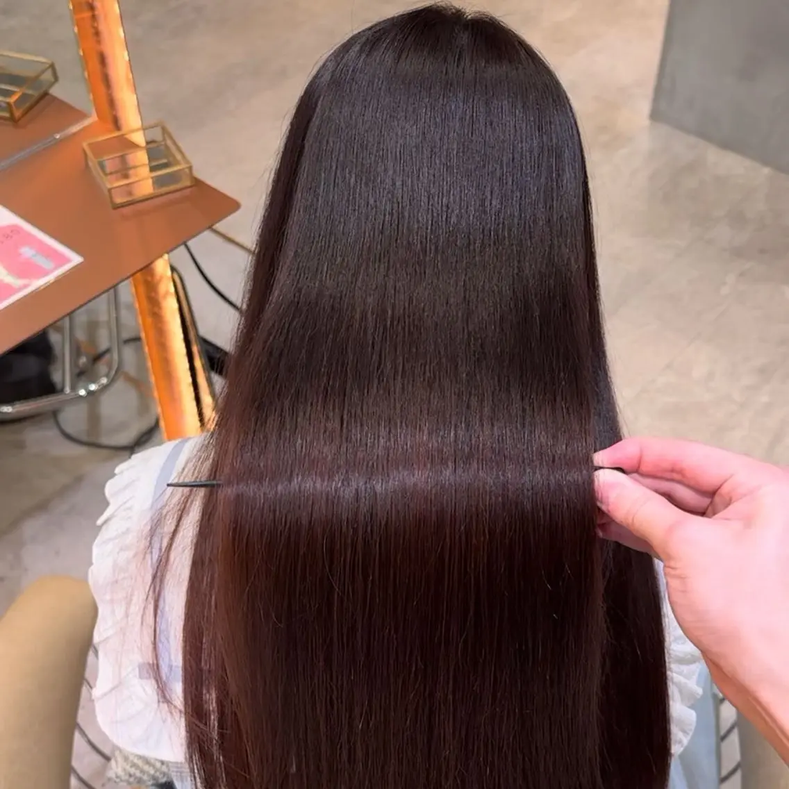 ロング カラー カット ヘアカラー 縮毛矯正 トリートメント ‎🤍髪質改善‎🤍 レイヤーカット‎🤍のヘアスタイル