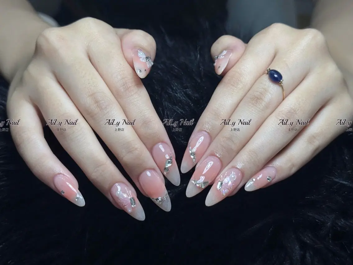 ネイル アートネイル ジェルネイル マグネットネイル ニュアンスネイル シンプルネイル ハンドネイル AiLy Nail 上野店のネイルデザイン