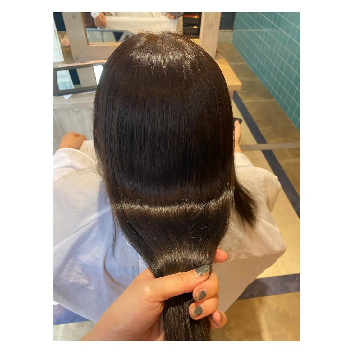カラー 🩵盛れる顔周りヘア EMI🩵のヘアスタイル