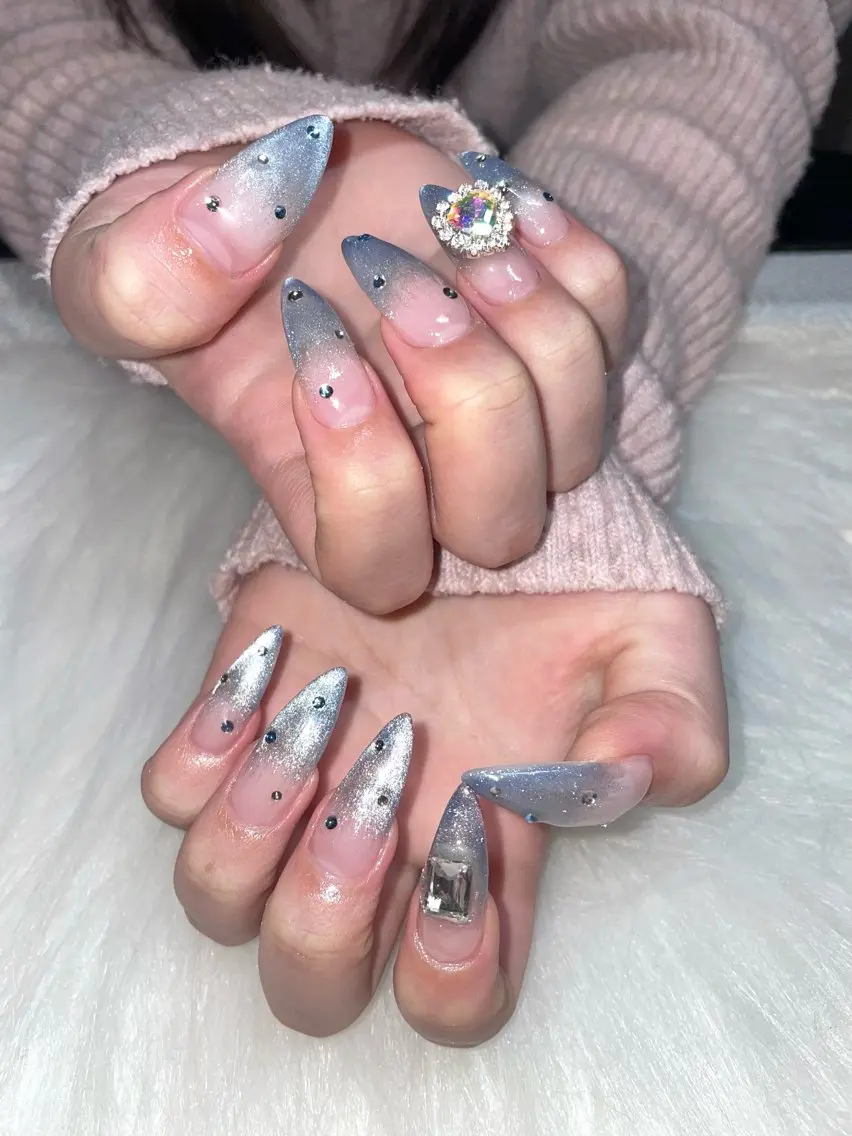 ネイル ジェルネイル マグネットネイル ハンドネイル Nail ヌシん家 AKANEのネイルデザイン