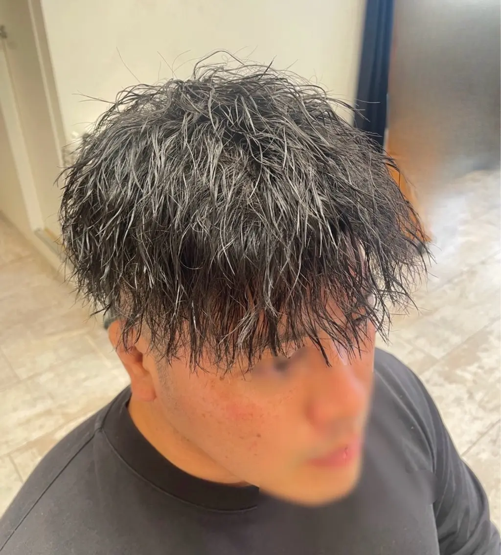 🌟男性限定🌟デザインカット+特殊ツイストスパイラルパーマ+トリートメント+眉カットの写真