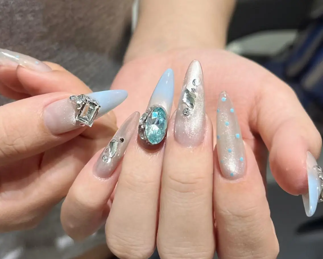 ネイル ハンドネイル エリ🫧 nail池袋東口のネイルデザイン