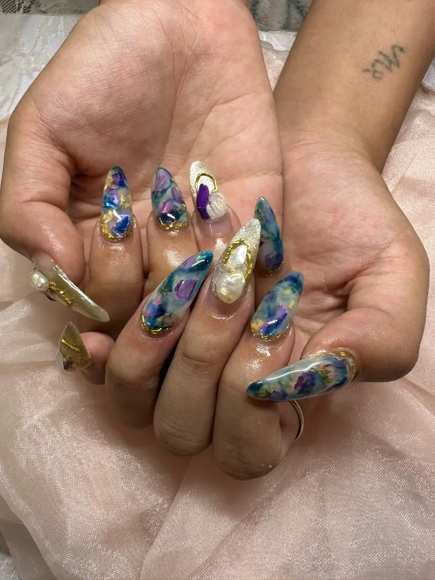 ネイル ハンドネイル AOAQUA SHIORIのネイルデザイン