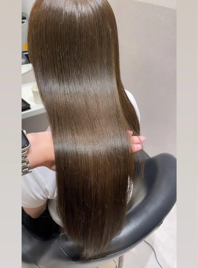 ロング ロングレイヤー 顔周りカット 髪質改善 レイヤーカット ロング カット ヘアカラー トリートメント ❤︎︎韓国ヘア❤︎︎ 𝑺𝒉𝒊𝒉𝒐のヘアスタイル