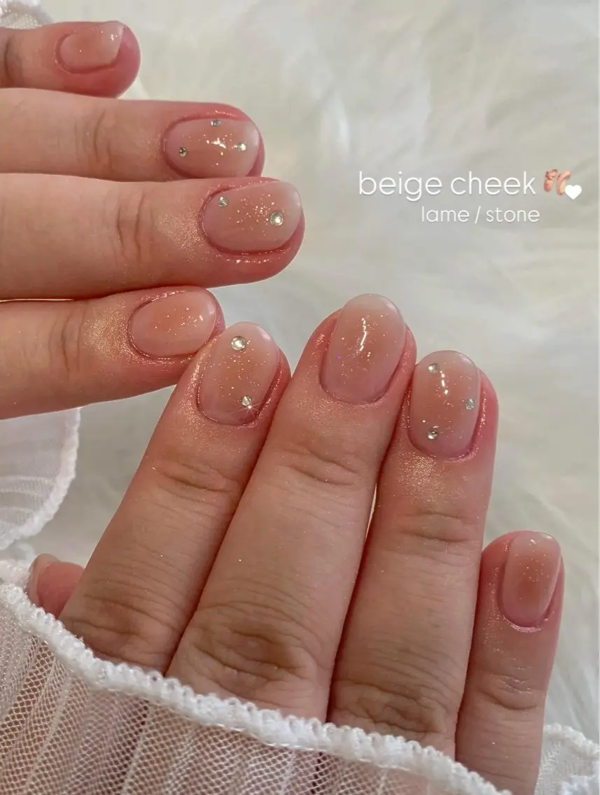 ネイル チークネイル ハンドネイル nail room LUNA⋆౨ৎ˚⟡のネイルデザイン