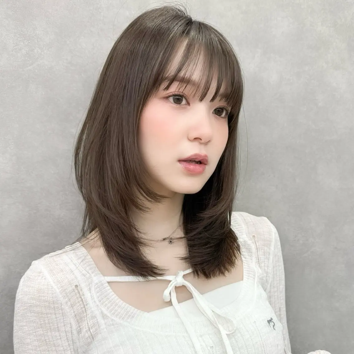 ミディアム カット ヘアカラー トリートメント 縮毛矯正/韓国ヘア /レイヤー🎀ミズキのヘアスタイル