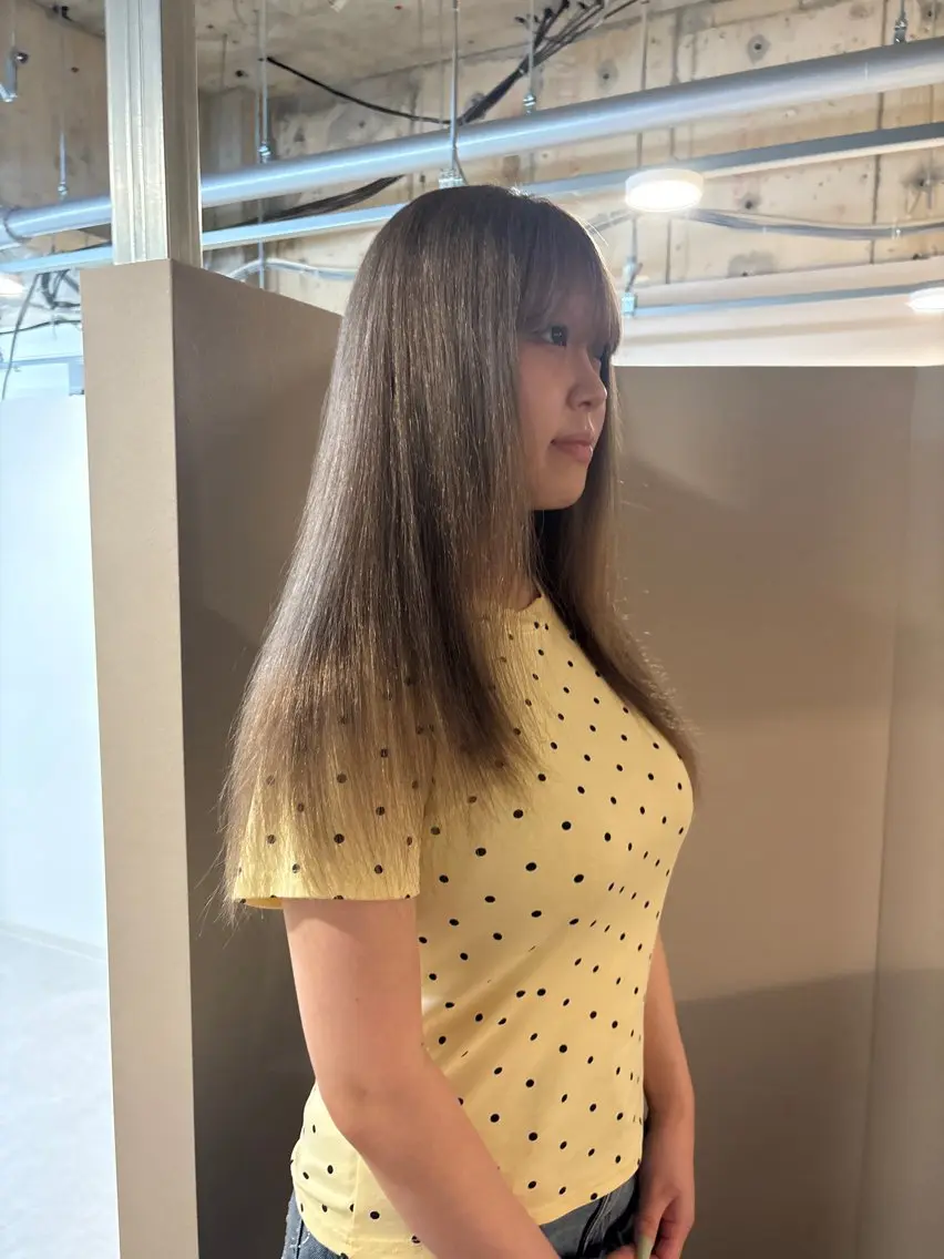 ロング カラー ヘアカラー トリートメント abe yuikaのヘアスタイル