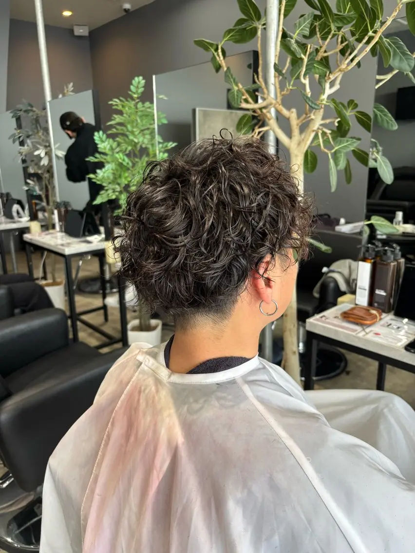 ショート パーマ スパイラルパーマ カット パーマ ✂︎GLITTER ✂︎Yuu✂︎のヘアスタイル