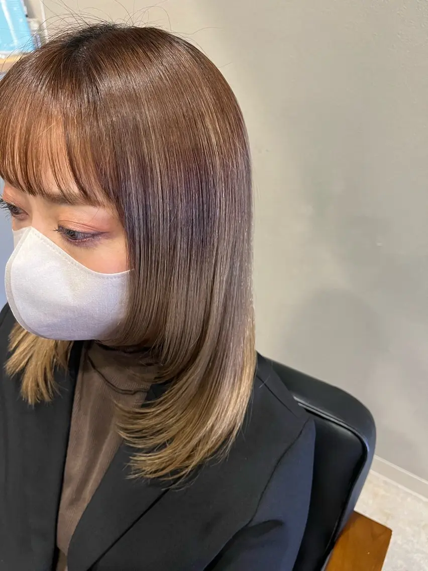 セミロング 顔まわりレイヤー 顔周りカット レイヤーカット ひかる 🌀のヘアスタイル