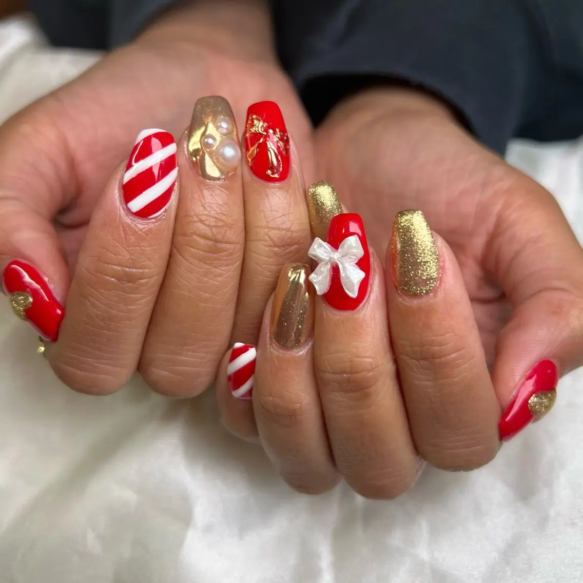 ネイル 冬ネイル クリスマス shine'an fuka🌿🫧のネイルデザイン