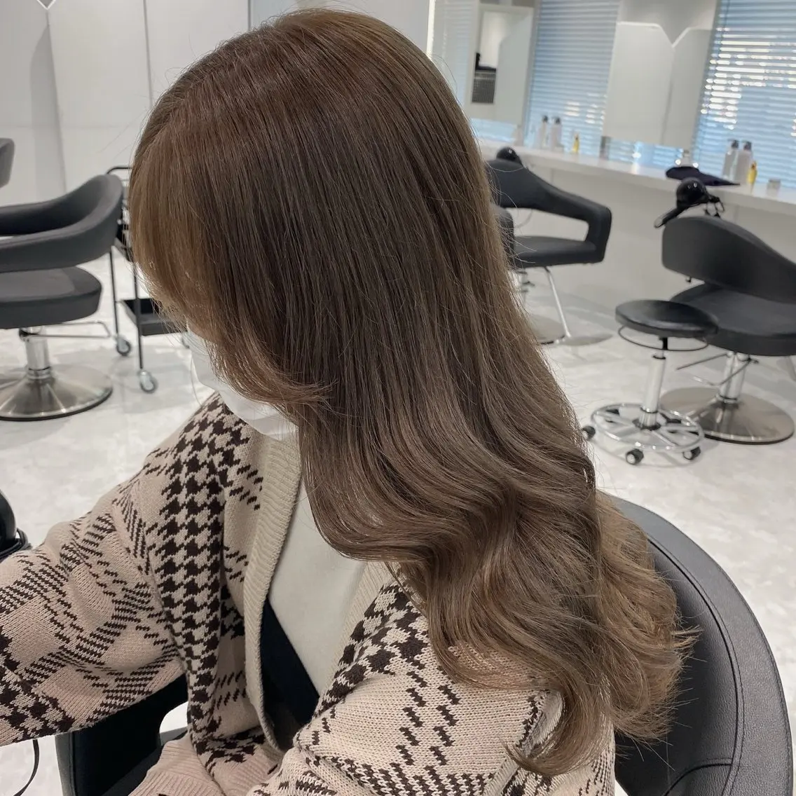 セミロング カラー ♡ハイトーンブリーチ カラーyuuna♡のヘアスタイル