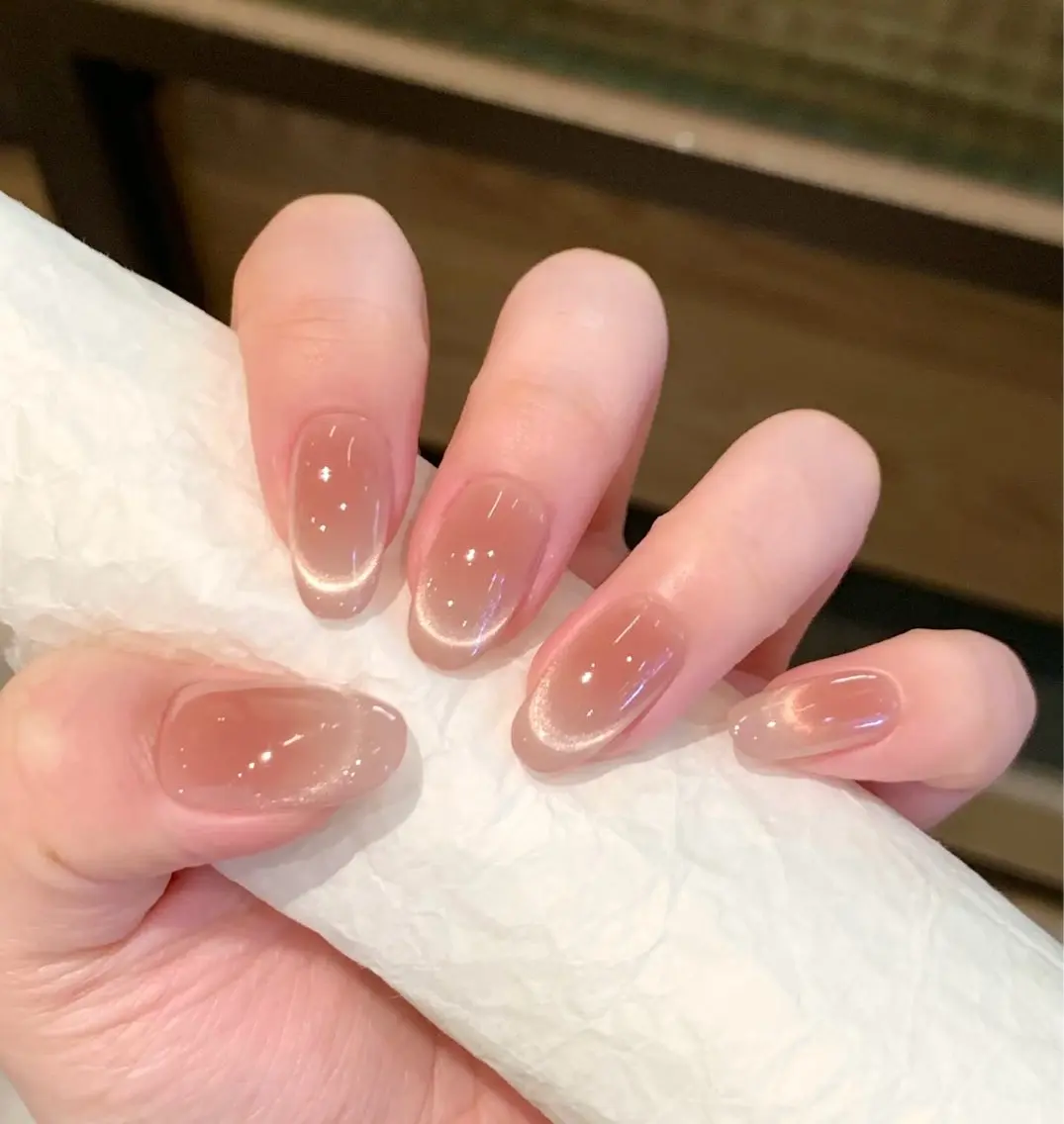 韓国風♡チークマグネットネイル【オフ無し】の写真