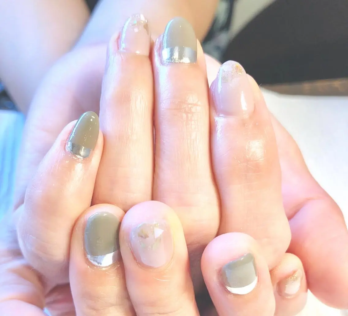 ネイル ミラーネイル TRAM-nail moriizumiのネイルデザイン