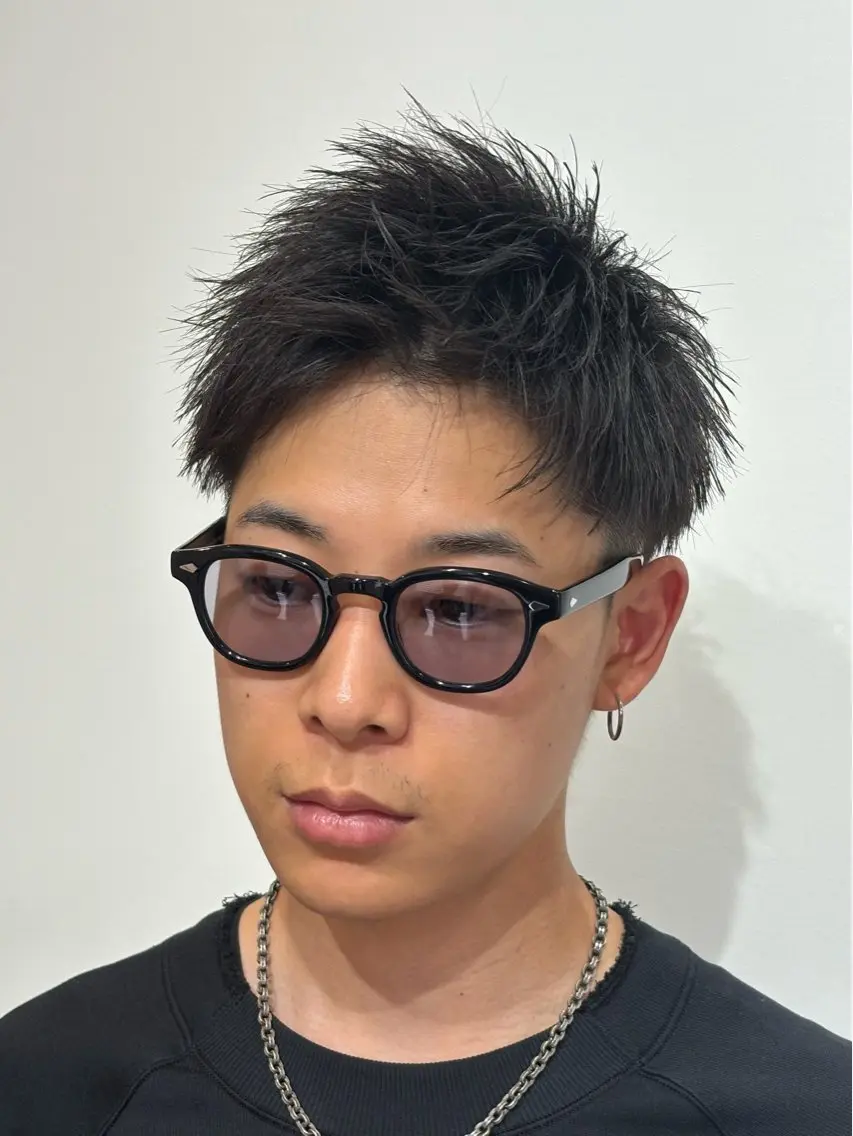 ショート メンズ モヒカン メンズショート ショートヘア カット トリートメント 【店長】メンズ職人 短髪　ハイトーン🔥のヘアスタイル