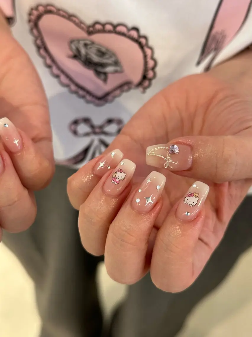 ネイル ハンドネイル mélty HINAのネイルデザイン
