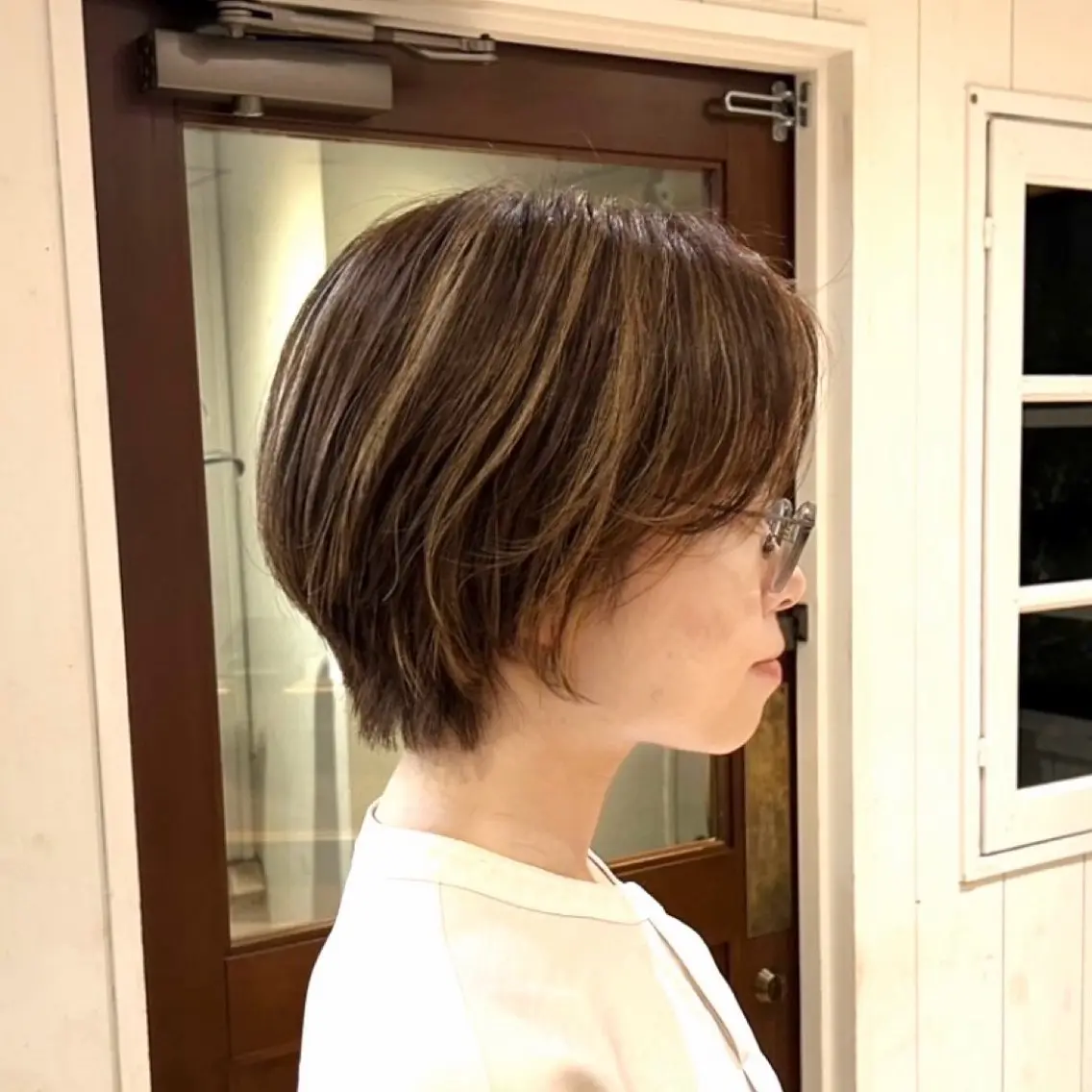 ショート 丸みショート ショートヘア yusa🌿‬レイヤ ー/赤みなしカラーのヘアスタイル