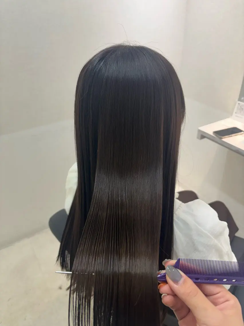ロング トリートメント 艶カラー/縮毛矯正 asukaのヘアスタイル