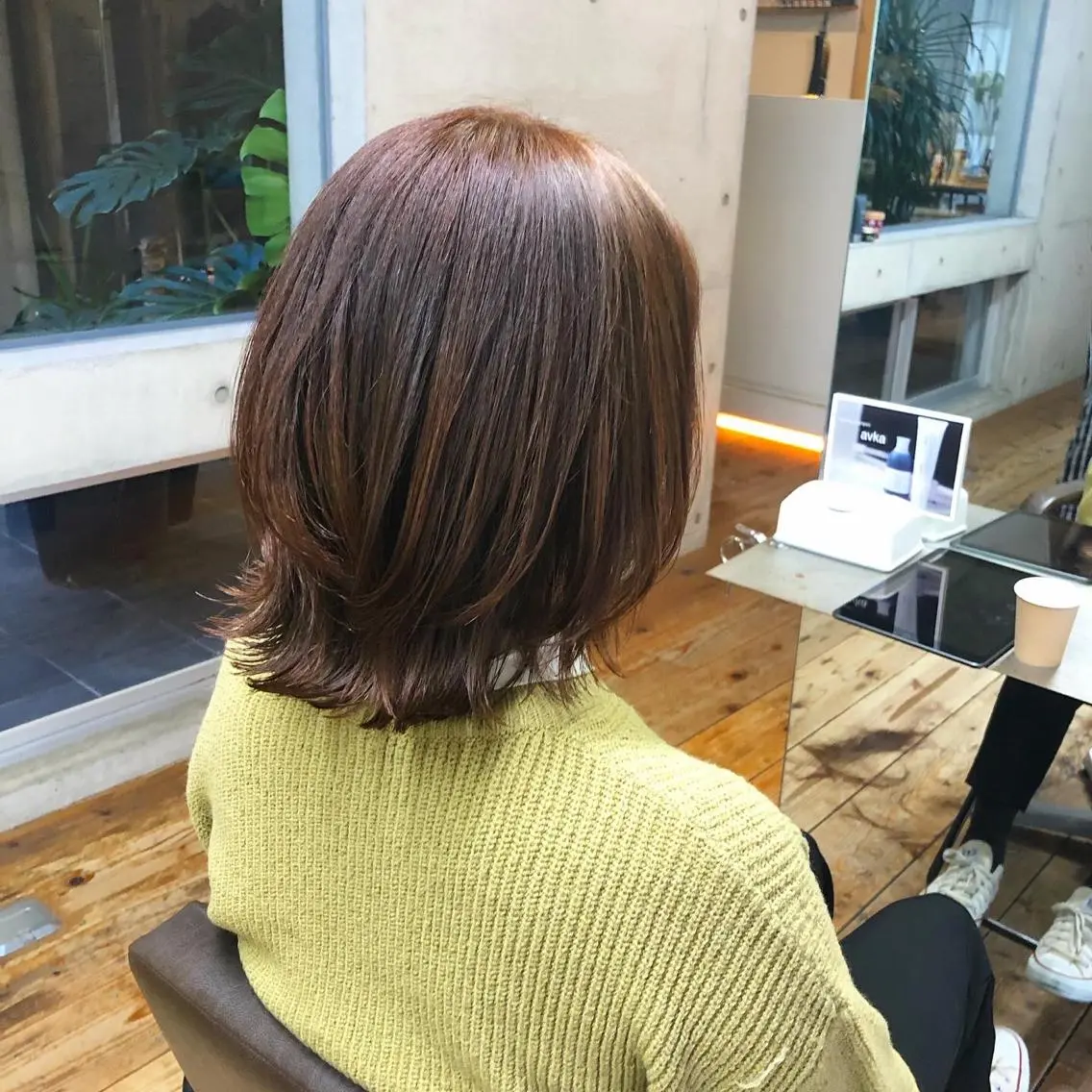 ミディアム カラー ベージュカラー オレンジ オレンジベージュ レイヤーカット nagisa /縮毛矯正のヘアスタイル