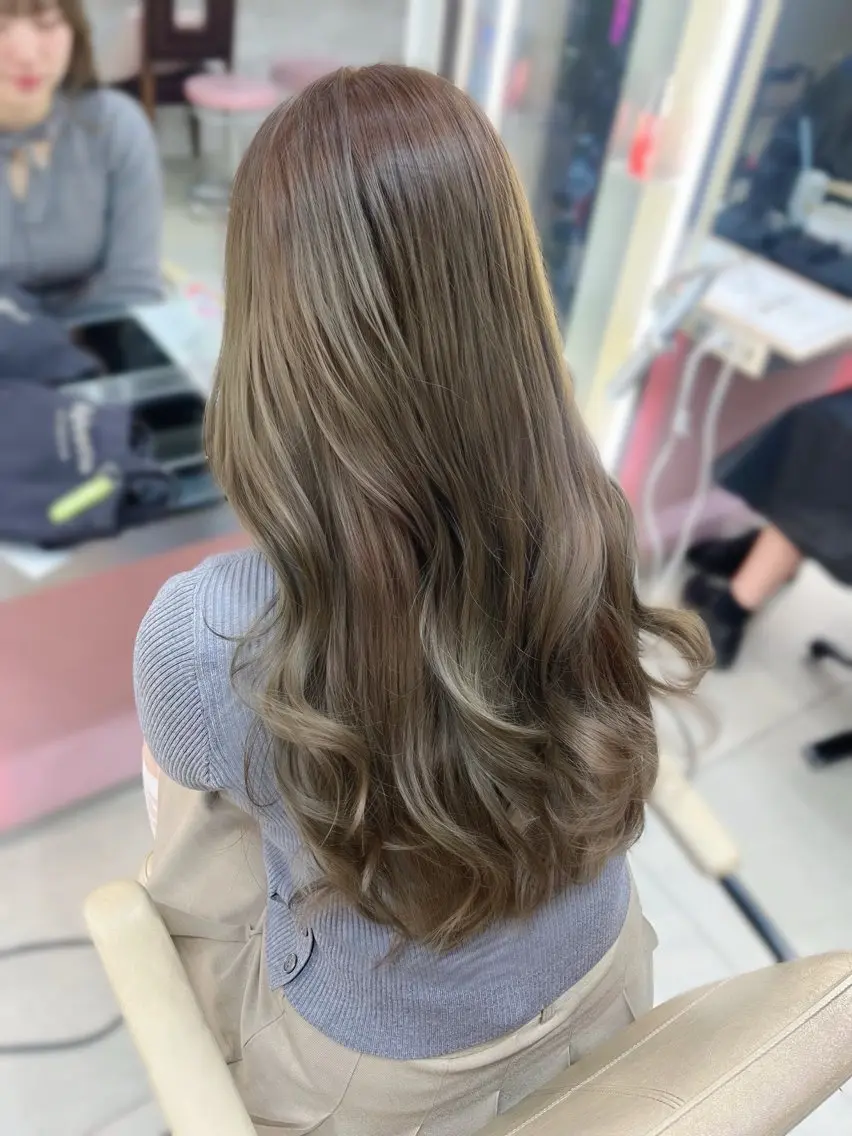 🍒モテカット+ケアブリーチ+ケアカラー+3step treatment 🍒の写真