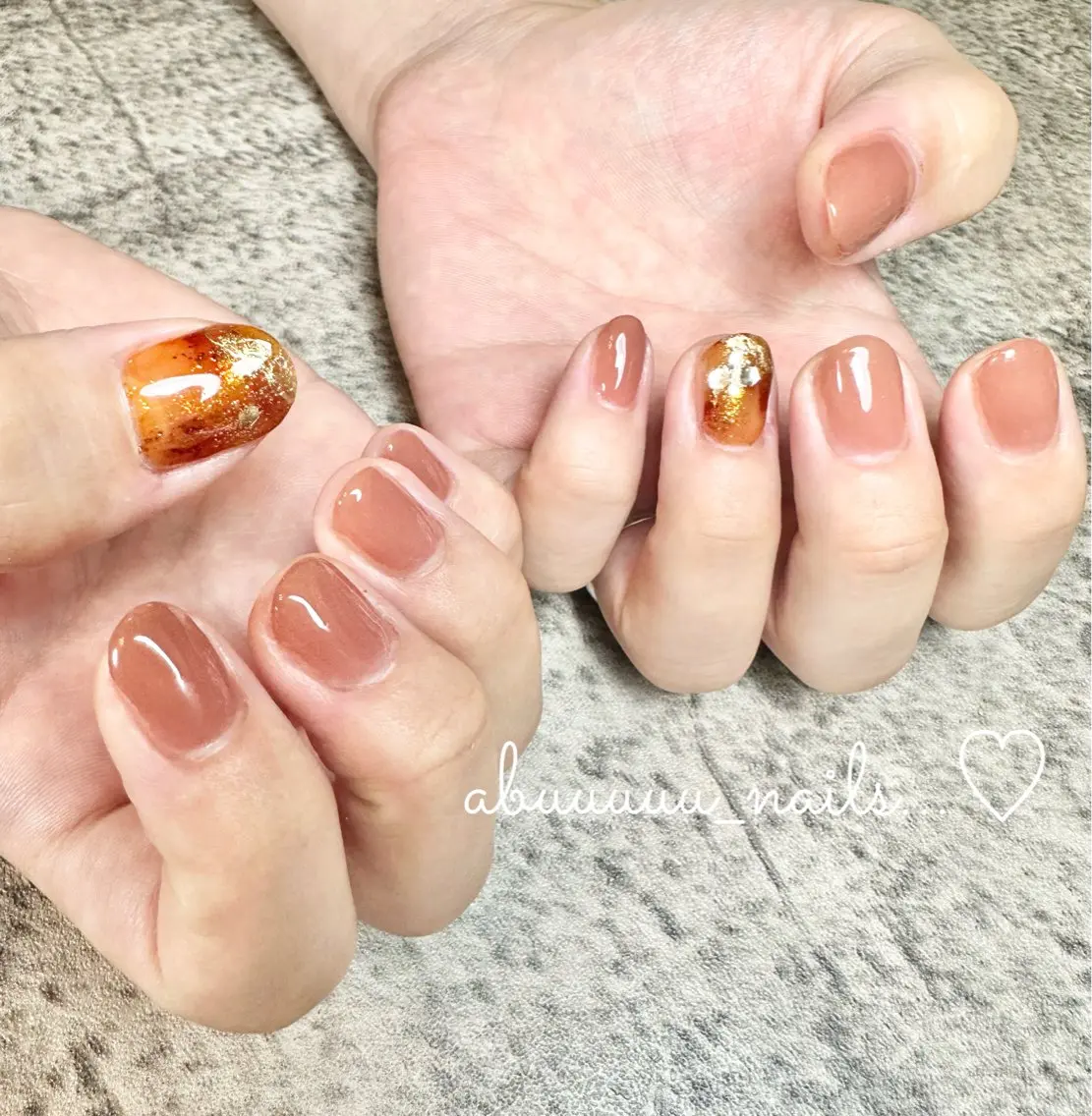ネイル べっ甲ネイル ブラウン abuuuuu nailsのネイルデザイン