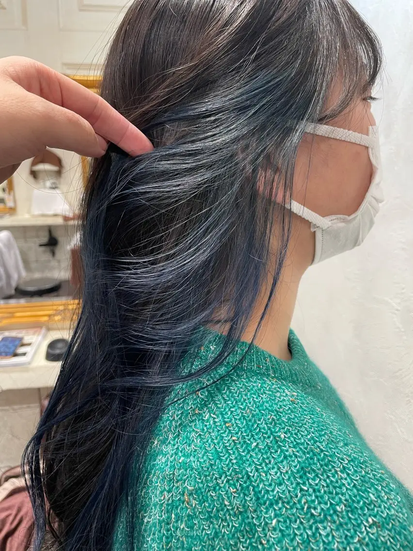 ロング カラー ブルーカラー インナーカラー 🦋春山 さとみ🦋のヘアスタイル
