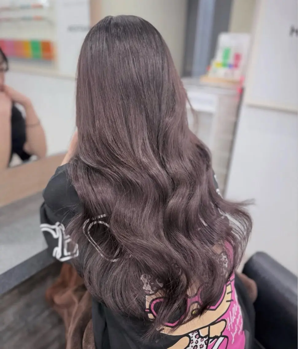 ロング カラー シールエクステ エクステ ロング ヘアカラー エクステ RIEブリーチ& エクステ特化型のヘアスタイル