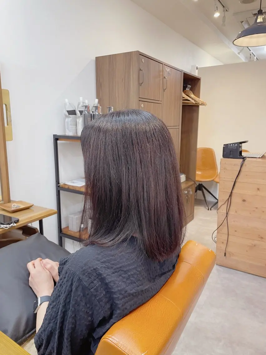 セミロング lore 中村かれんのヘアスタイル