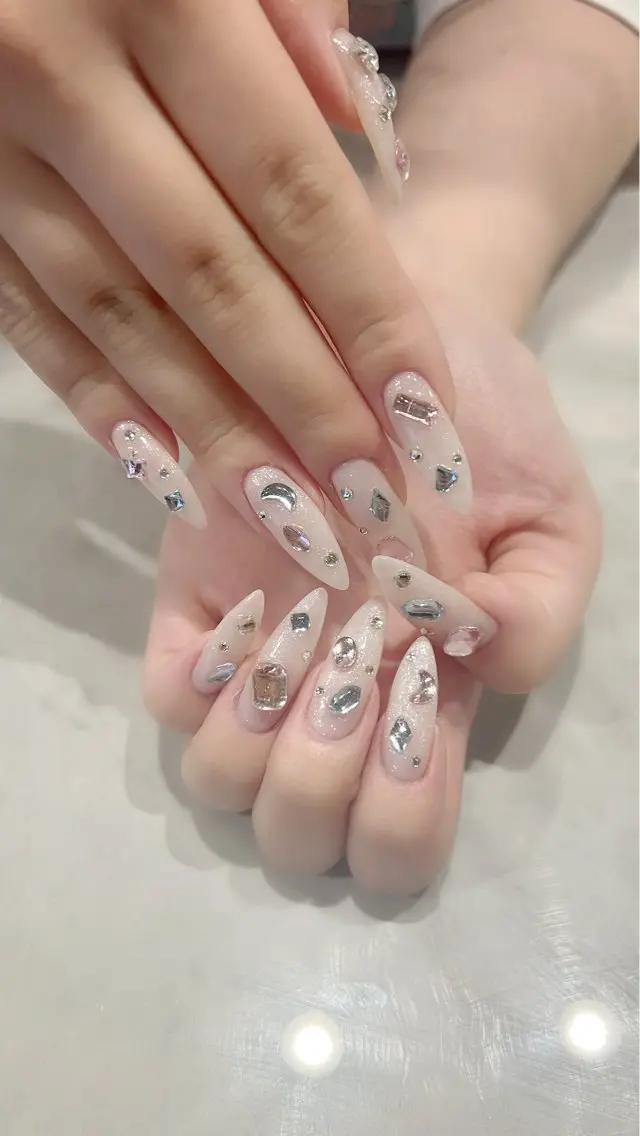 オフあり🧸ワンカラー/ラメグラ🤍の写真