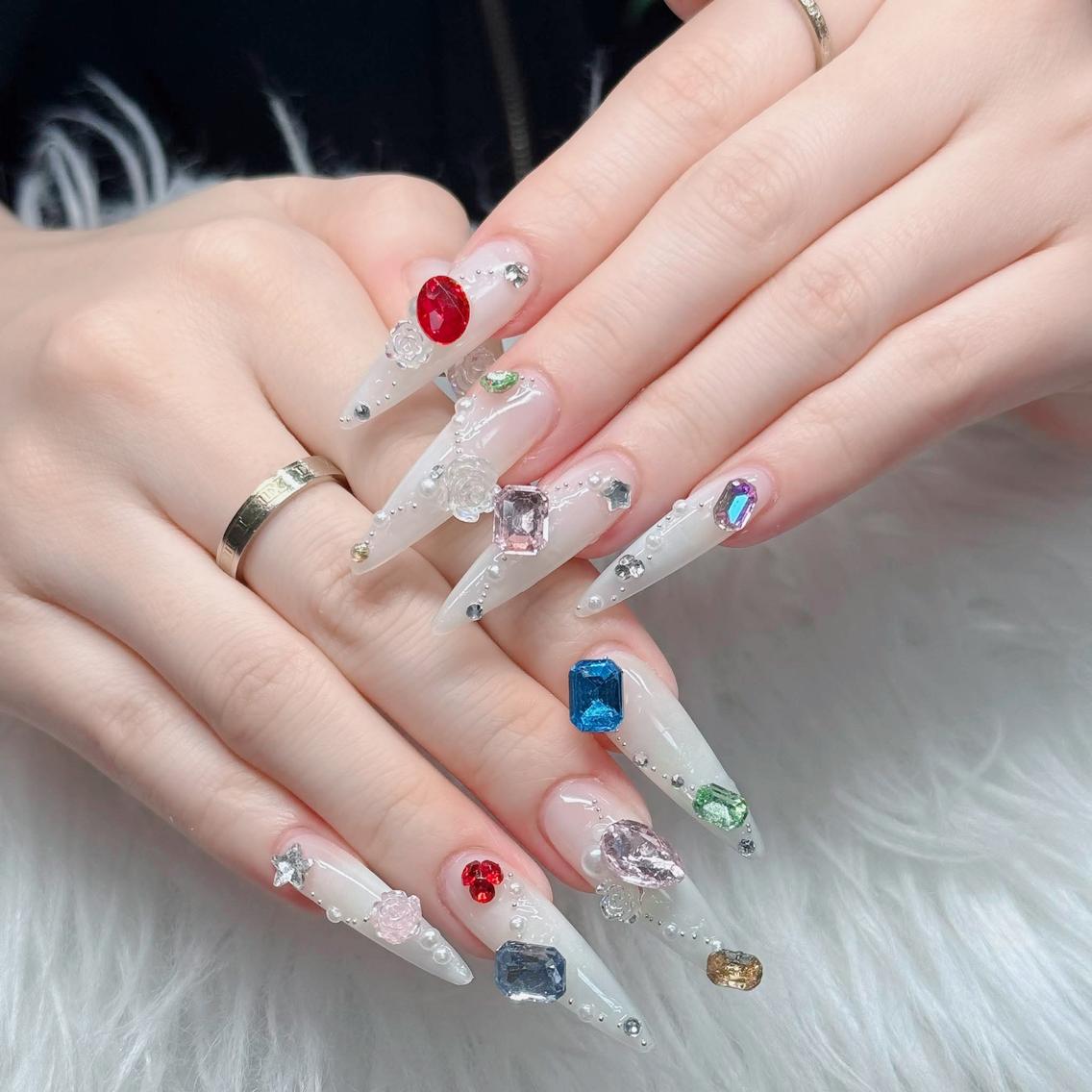 ネイル フットネイル フレンチネイル グラデーション 韓国ネイル ロングネイル Hani Nail Salonのネイルデザイン