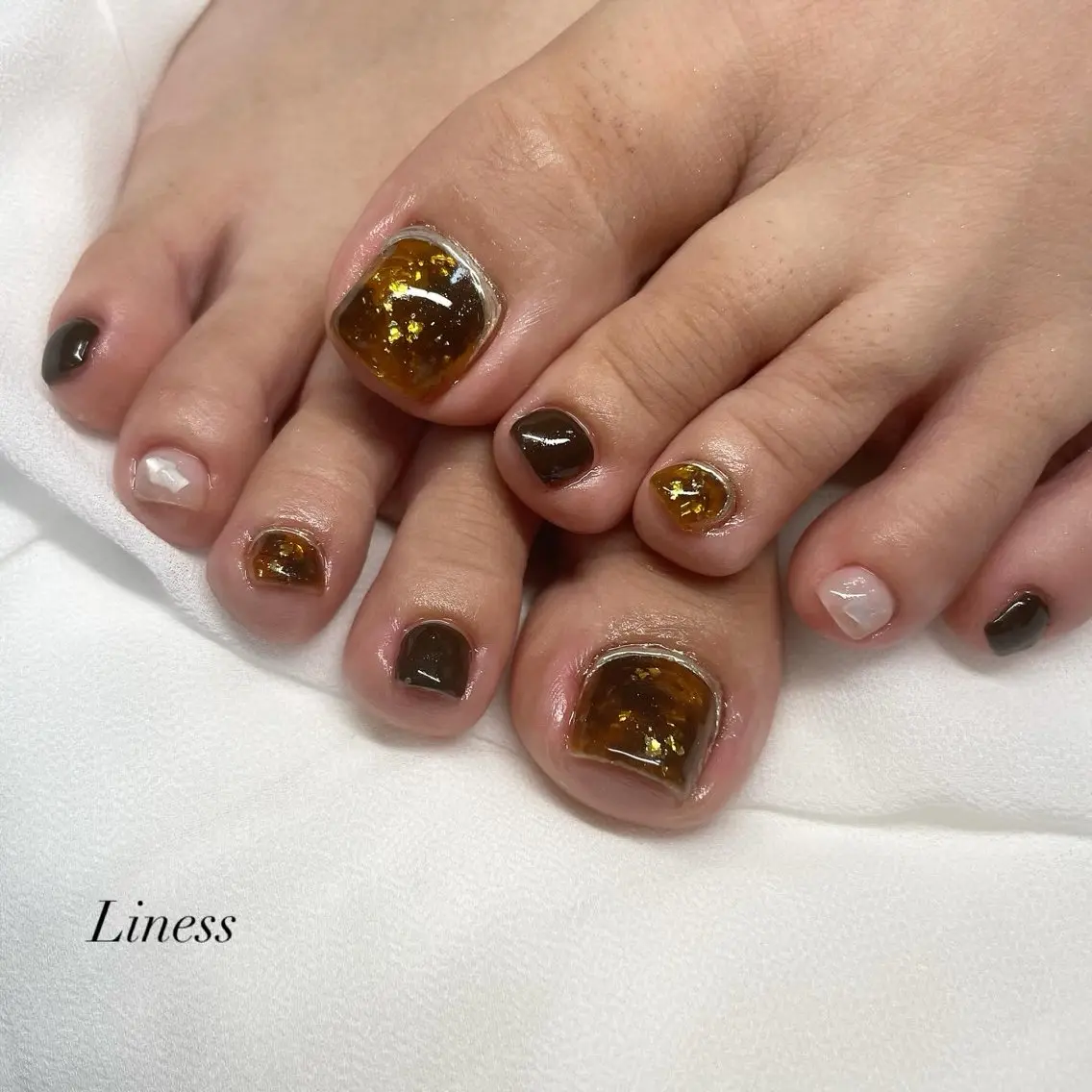 ネイル フットネイル nailsalon Linessのネイルデザイン