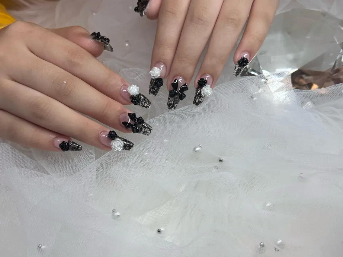 ネイル レース nagi nailのネイルデザイン