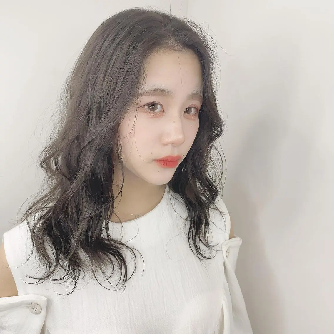カラー 透明感カラー 河原 亜樹のヘアスタイル