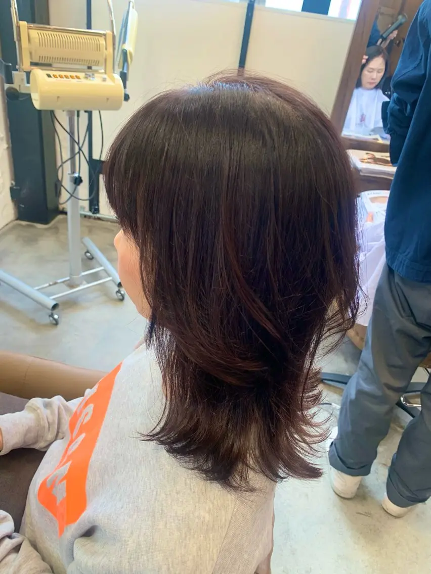 セミロング カット ヘアカラー トリートメント 古川 絵美のヘアスタイル