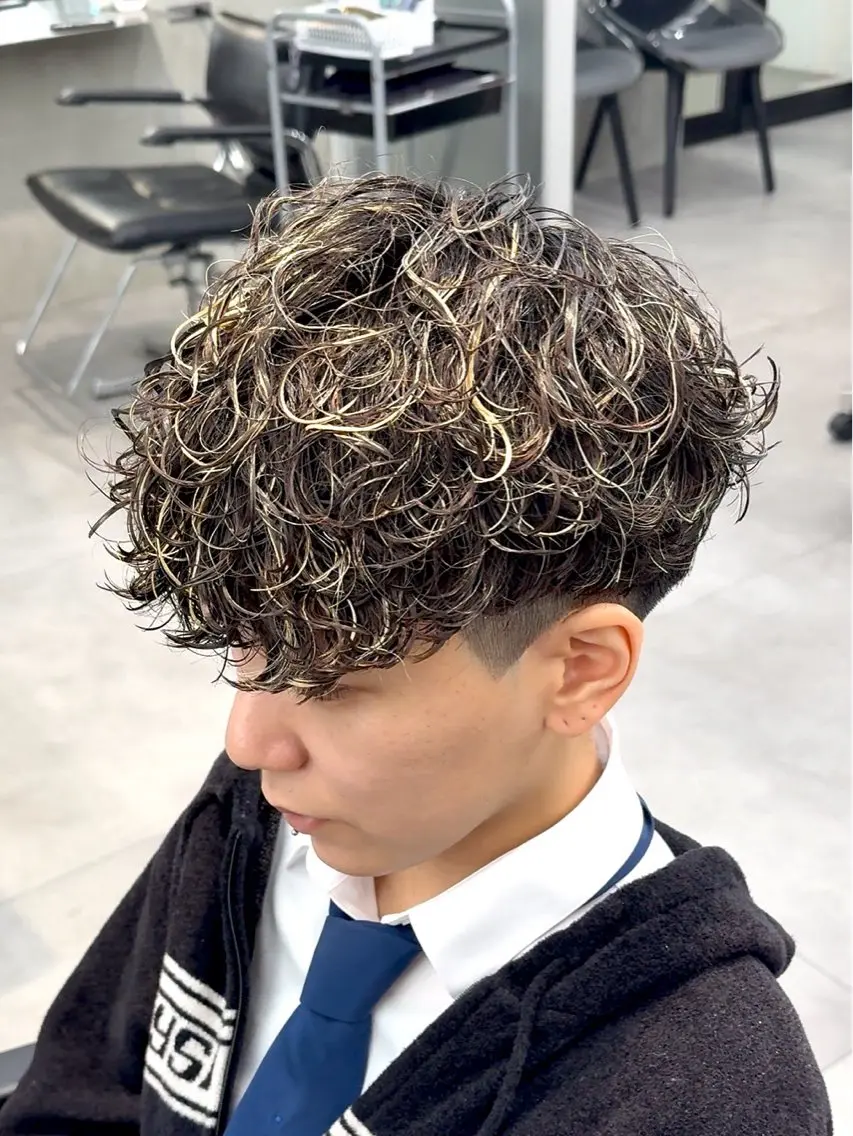 カット+ハイライト+パーマの写真