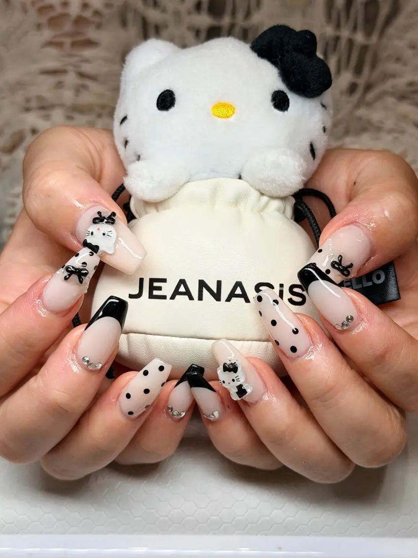 カラー RUBY NAIL& BEAUTY SPAのネイルデザイン