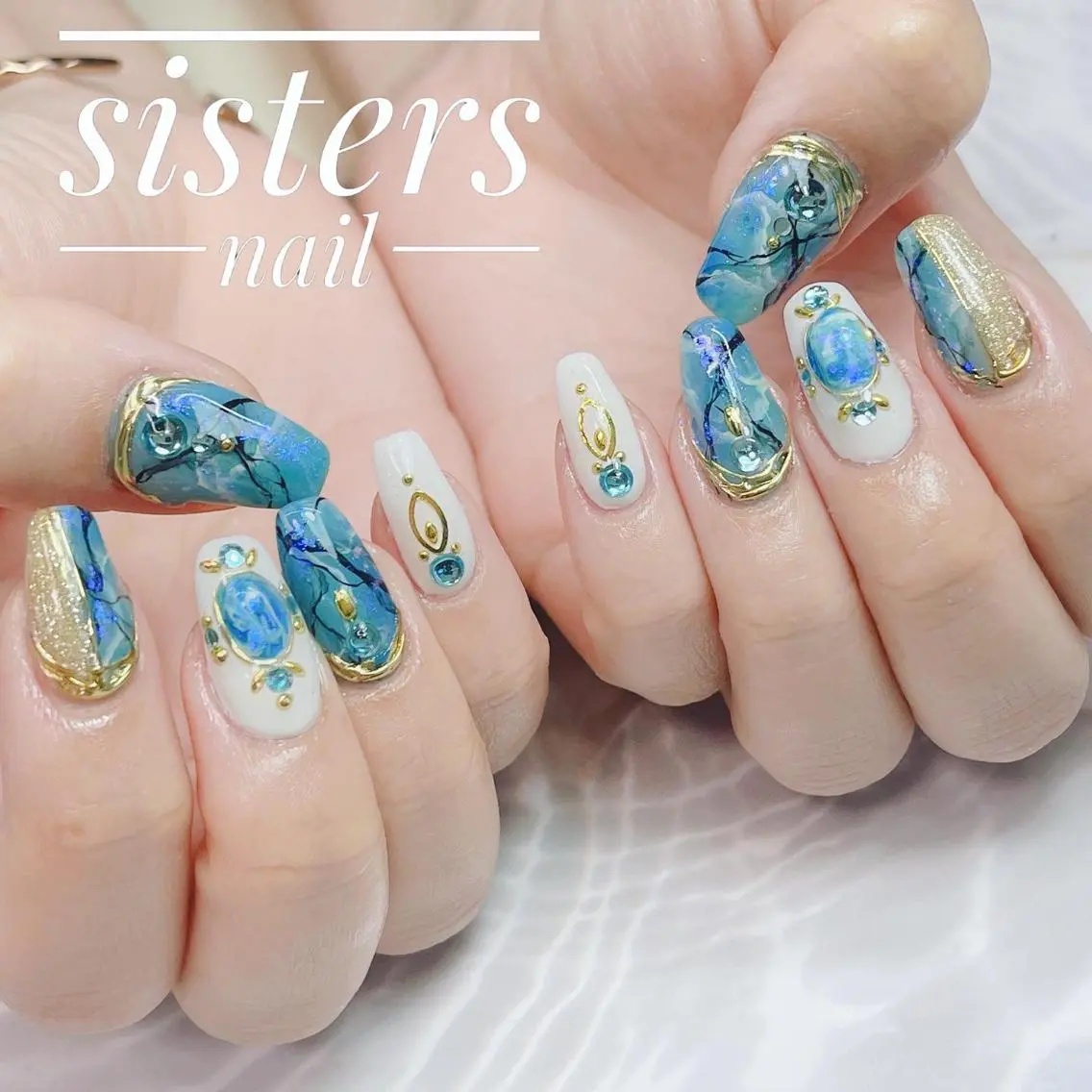 ネイル アートネイル ブルー キラキラネイル ニュアンスネイル 夏ネイル sisters nail.fのネイルデザイン