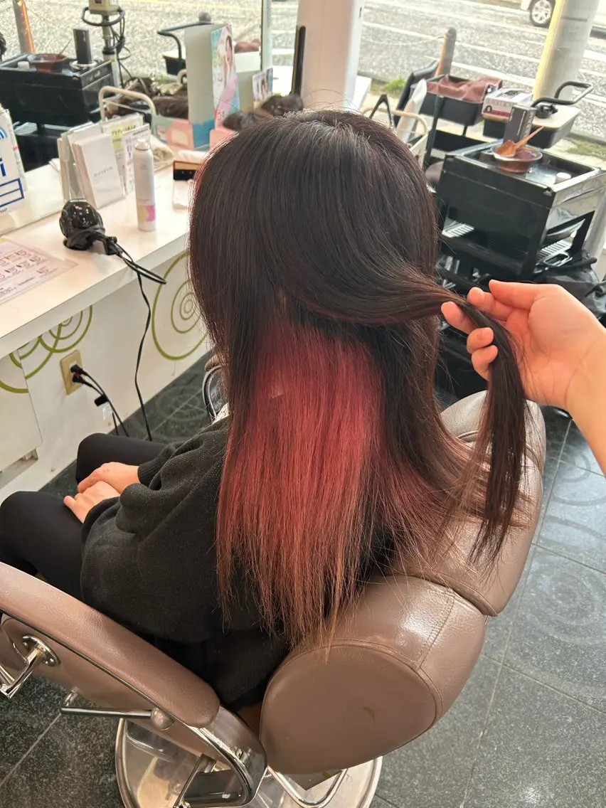 カラー 髪質改善⭐️縮毛 🫧内藤紅葉のヘアスタイル