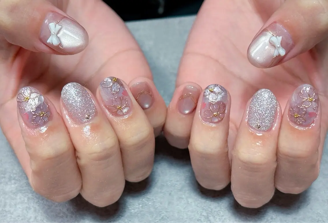 ネイル アートネイル 桜ネイル フラワーネイル ジェルネイル マグネットネイル 💫ゆか_ Nailartistのネイルデザイン