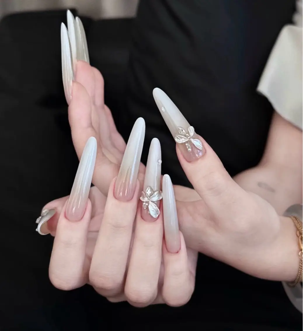 ネイル ハンドネイル U.mi Nail Salonのネイルデザイン