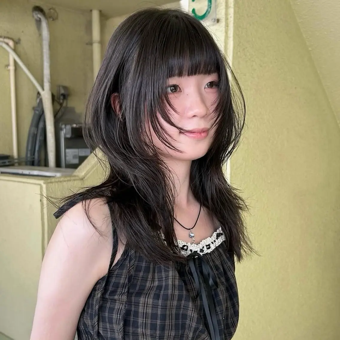 【⭐️1日2名限定⭐️】顔まわりカット✂️+透明感カラー+3stepトリートメントの写真