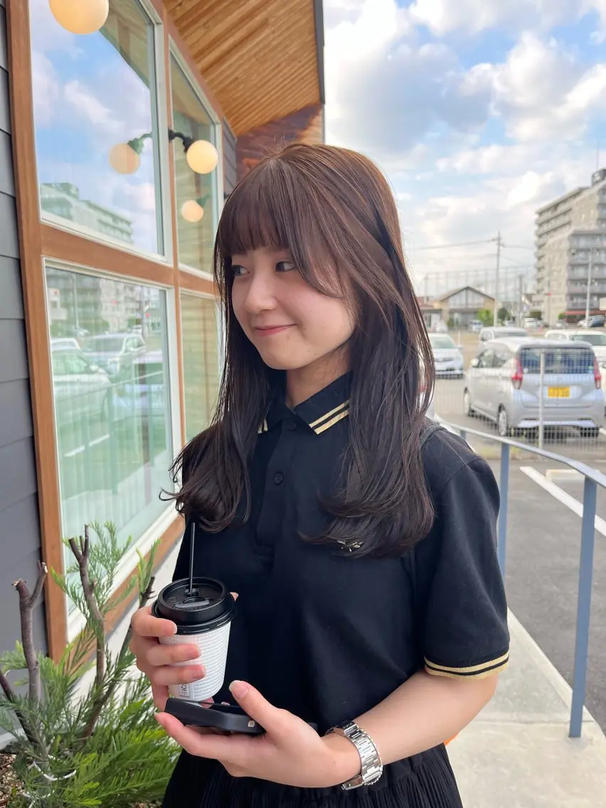 セミロング カラー ベージュカラー 吉水 果穂のヘアスタイル