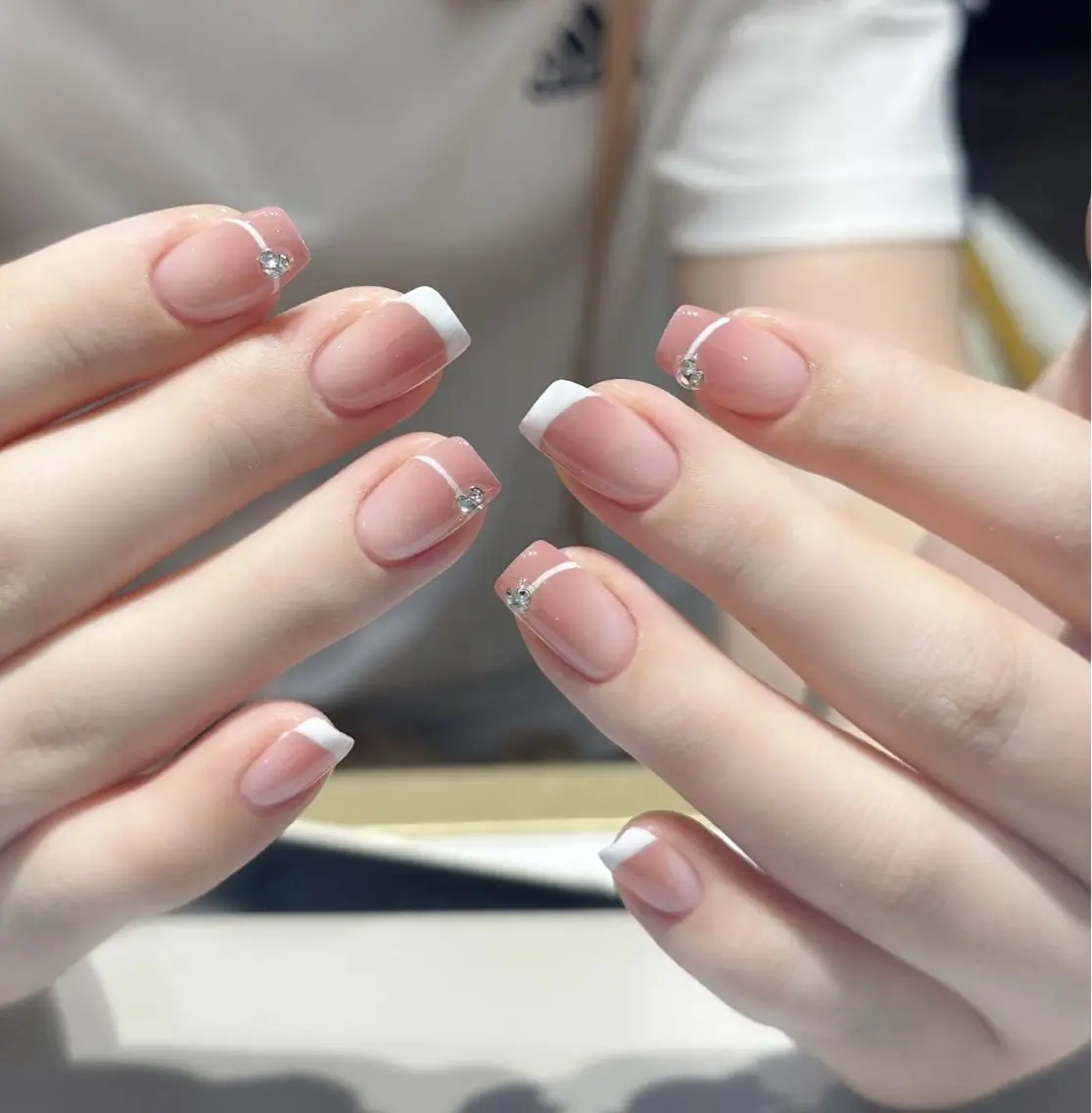 ネイル ハンドネイル H3 Nail Miniのネイルデザイン