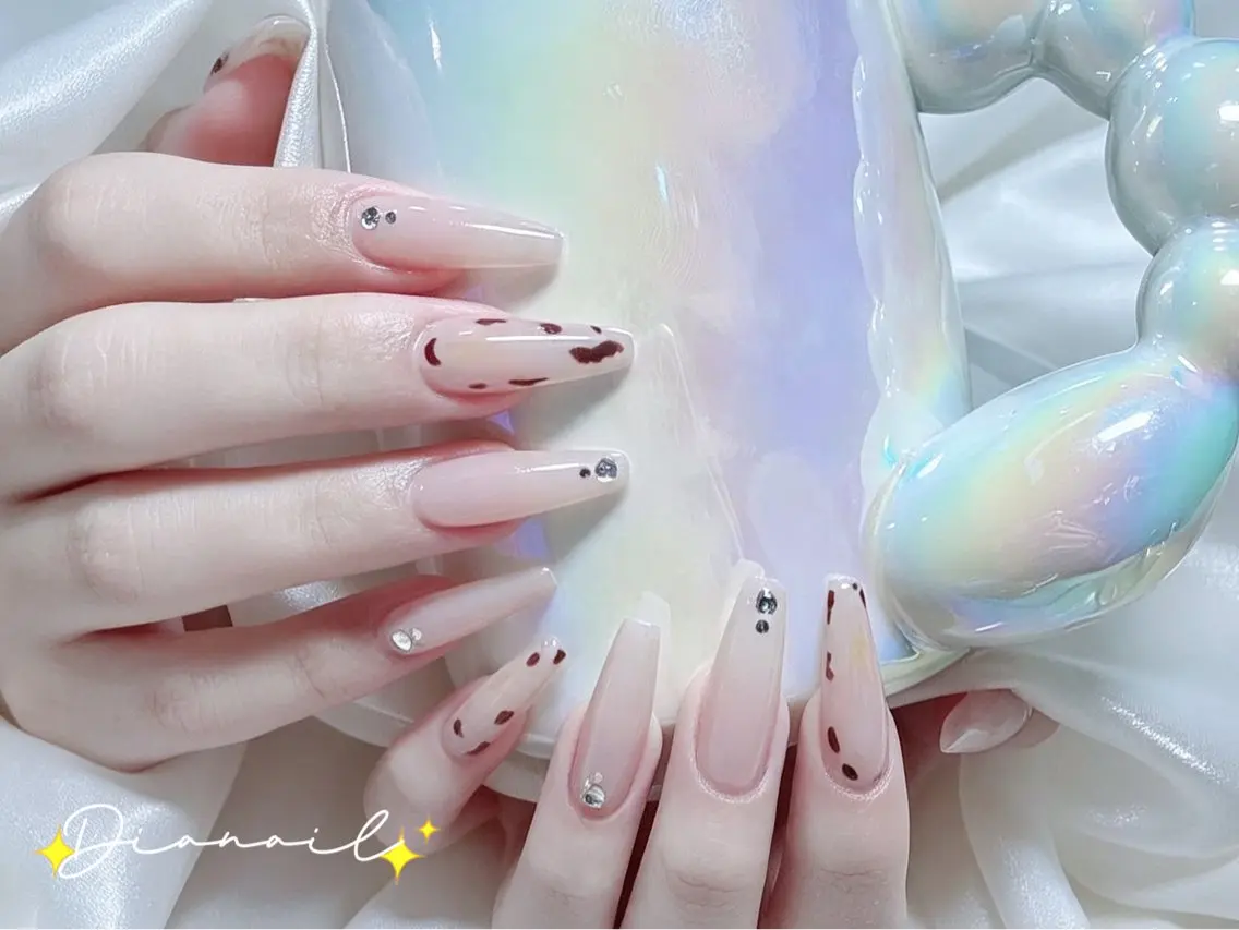 ネイル フットネイル 韓国ネイル レース マグネットネイル ニュアンスネイル ハンドネイル Dia nail サロンのネイルデザイン