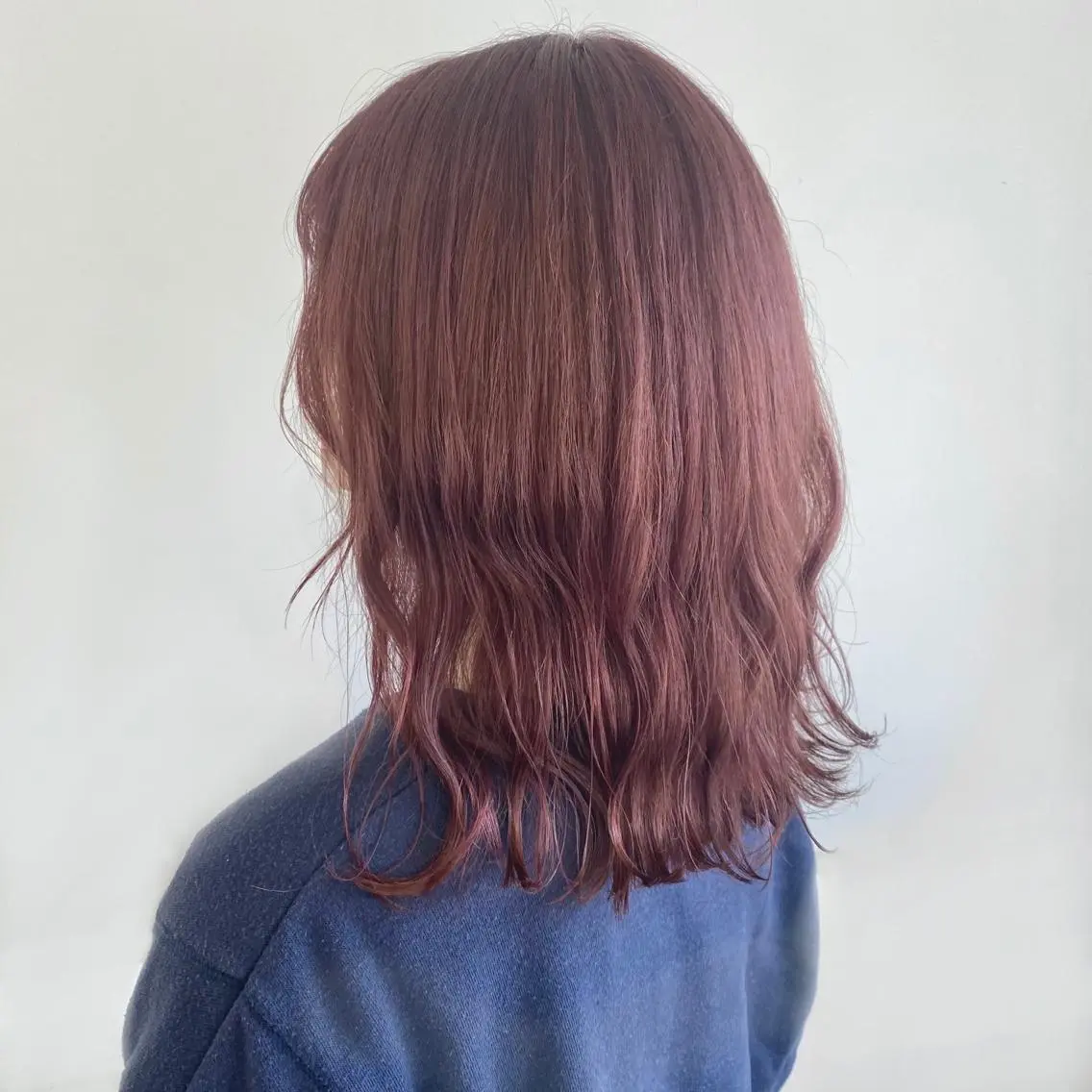 ミディアム Okamura Chisatoのヘアスタイル
