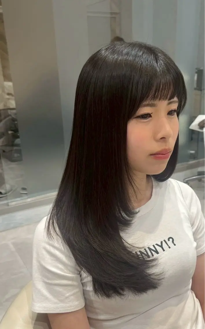 ロング ロングレイヤー レイヤーカット ロング 川田 真実のヘアスタイル