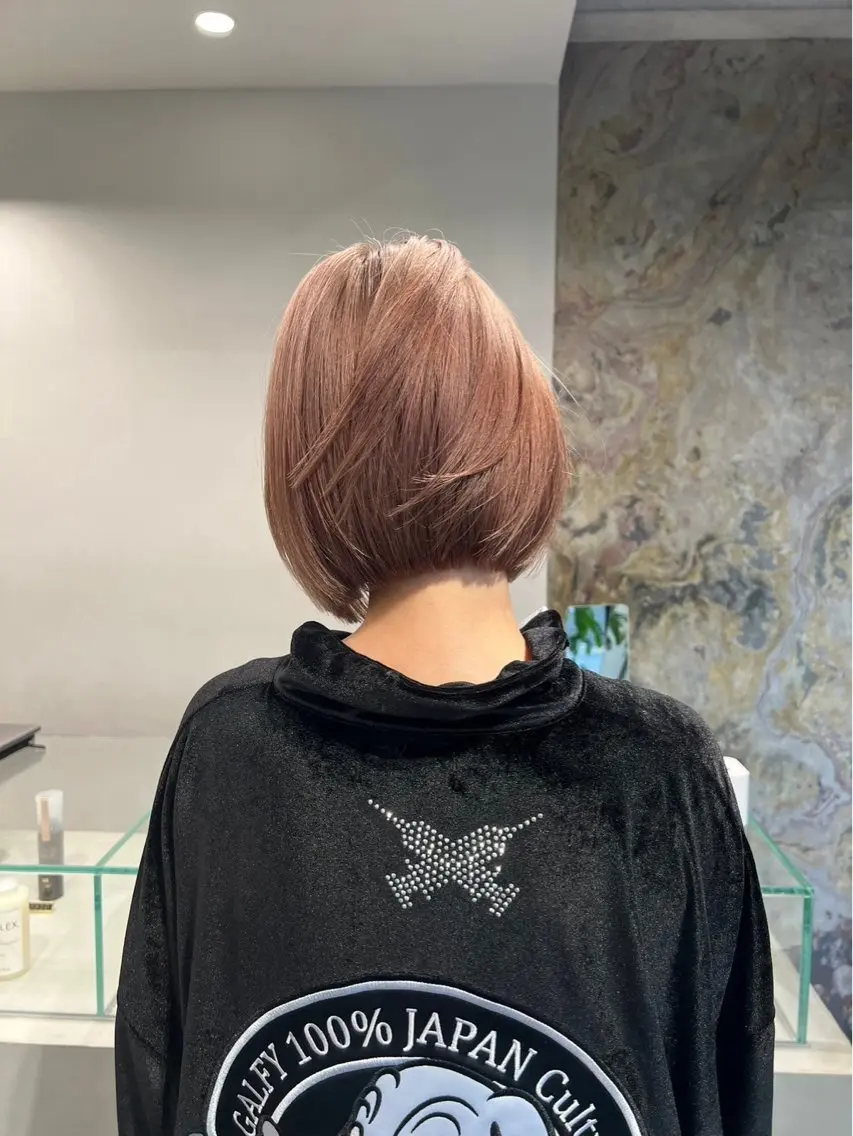 ショート カラー ベージュカラー ブリーチ ハイトーンカラー 縮毛矯正 トリートメント ケアブリーチカラー 橋本一輝のヘアスタイル