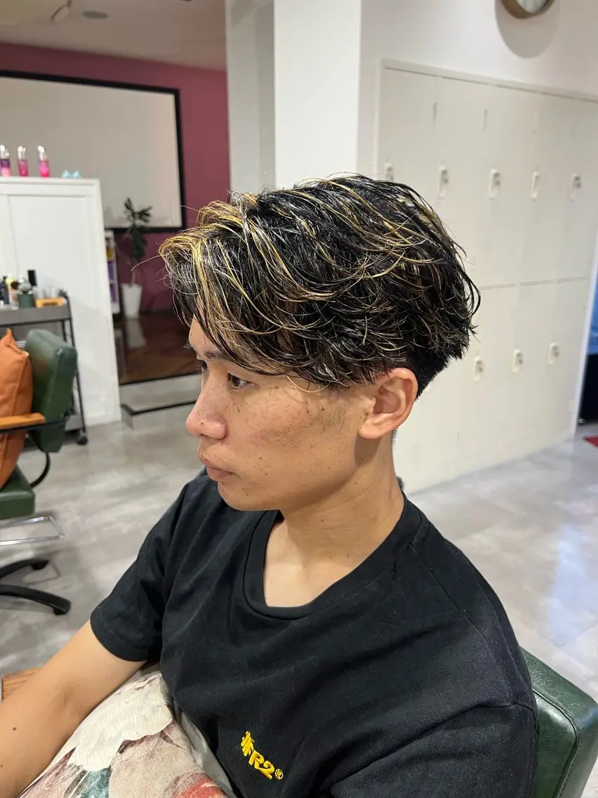 パーマ メンズ カット ヘアカラー パーマ 透明感カラー 🫧ゆうしん/平尾のヘアスタイル