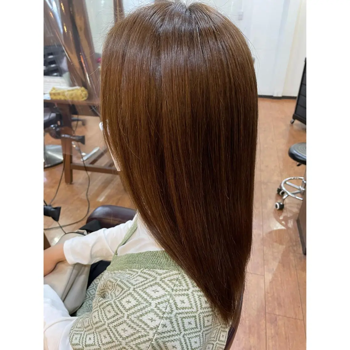 ミディアム カラー ヘアカラー トリートメント オオマ 🐥のヘアスタイル